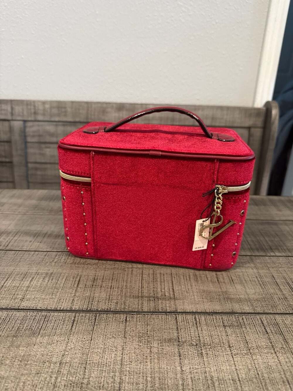 Victoria's Secret Red Velvet Studded Vanity Train Case Makeup Bag - Picture 3 of 6